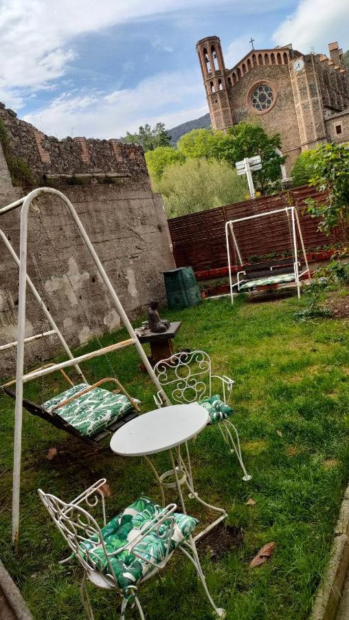 Apartament Volca Aiguanegra Sant Joan les Fonts Ngoại thất bức ảnh