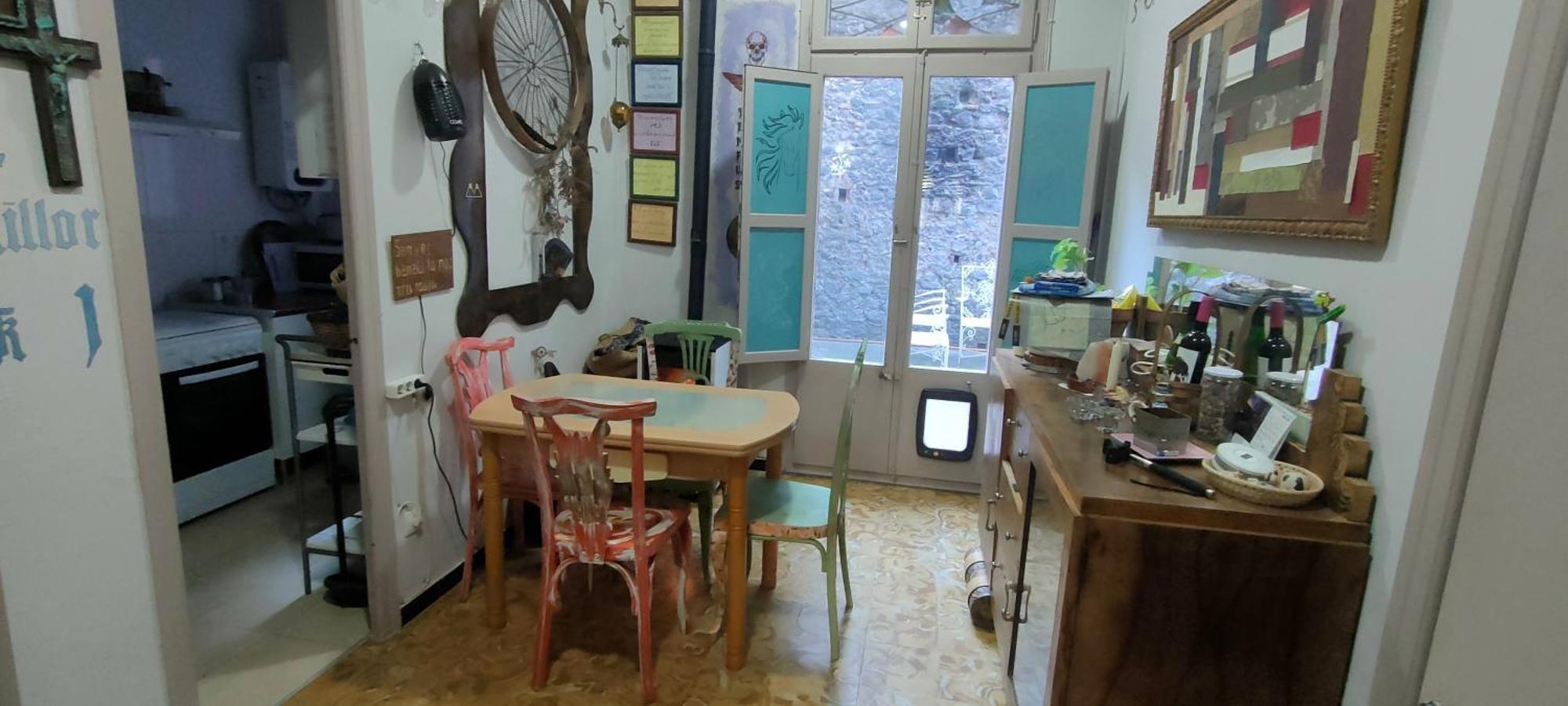 Apartament Volca Aiguanegra Sant Joan les Fonts Ngoại thất bức ảnh